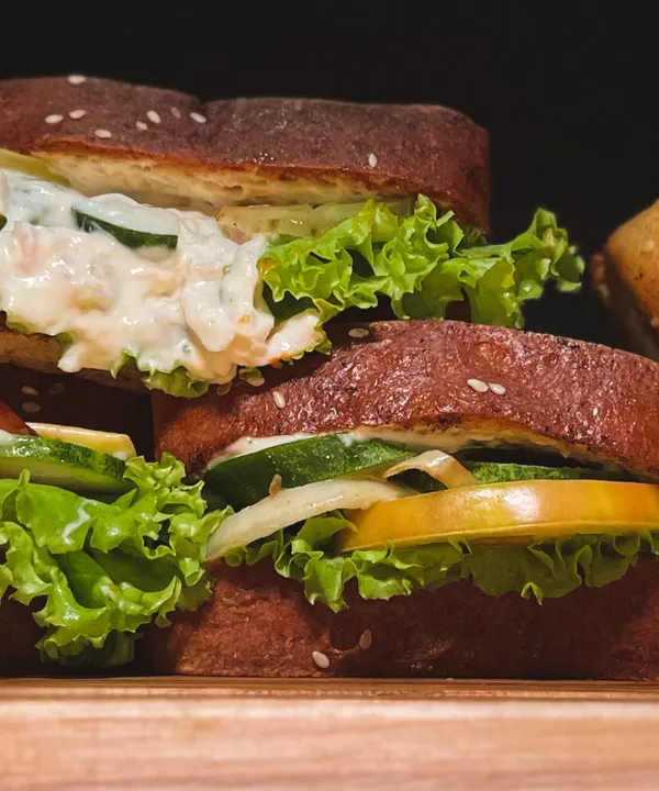 Discover a New Era of Healthy Fast Food with SlimSnacks: Order Keto Paninos, Burgers, Pizzas, Salads